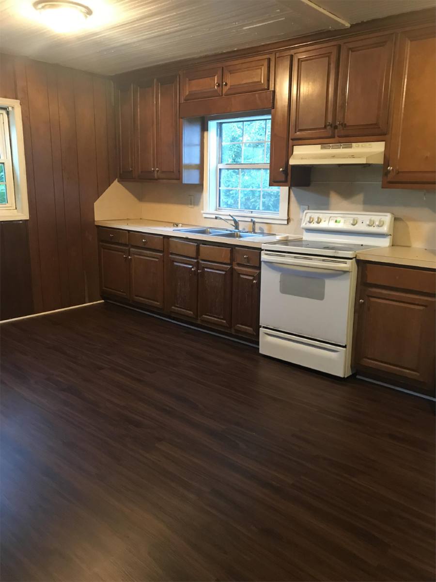 Apartment for rent at 26 Spring St, Gainesville, GA 30501