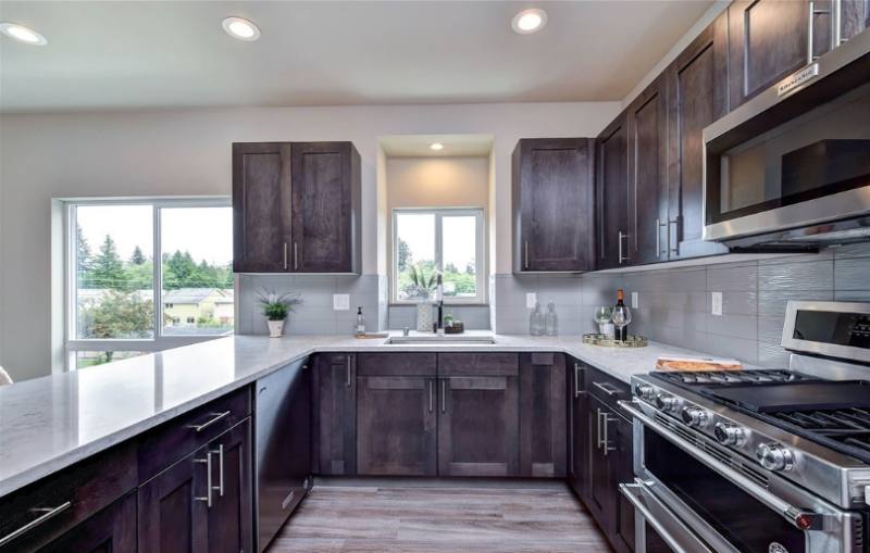 Townhouse for rent at 14920 Manor Way #C, Lynnwood, WA 98087
