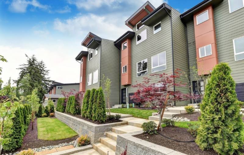 Townhouse for rent at 14920 Manor Way #C, Lynnwood, WA 98087