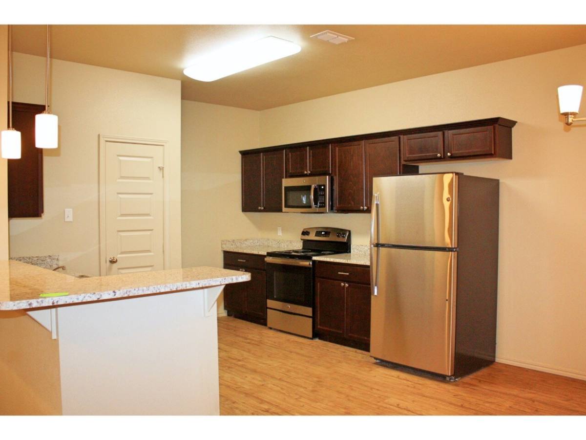 Townhouse for rent at 6702 Pontiac Ave, Lubbock, TX 79424