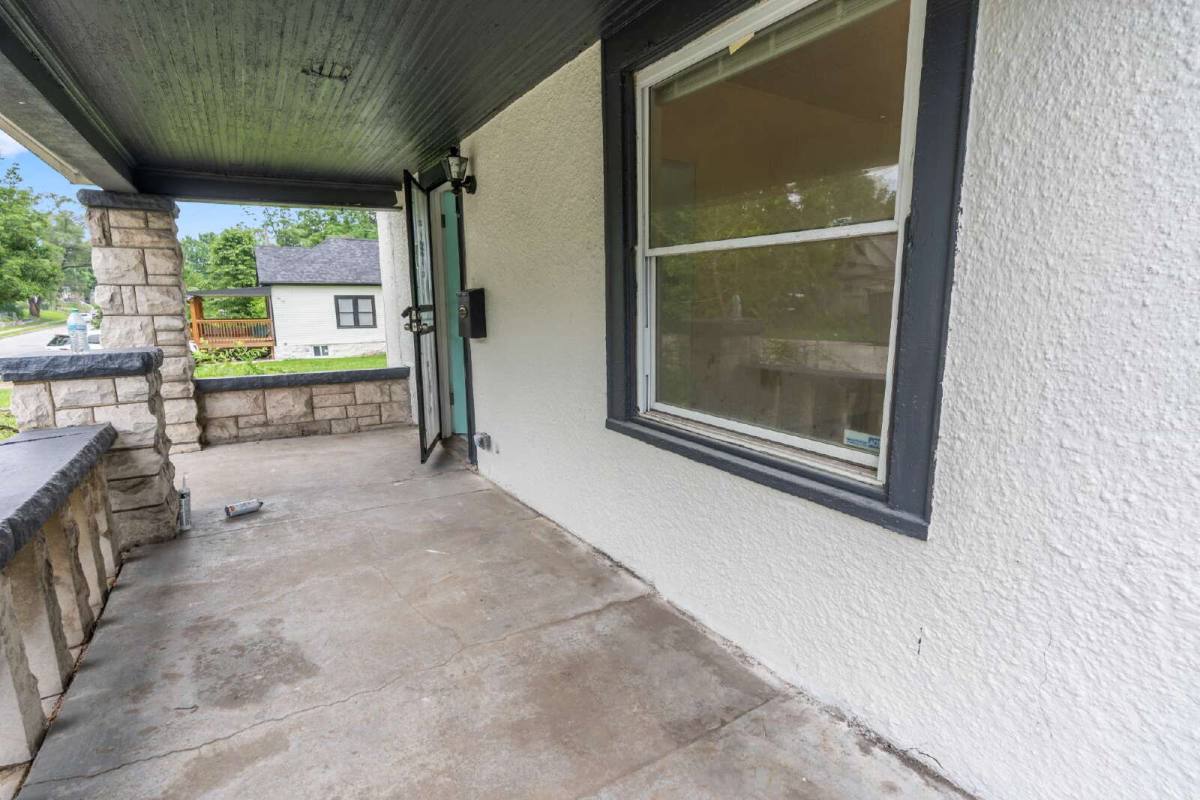 House for rent at 3417 Brooklyn Ave, Kansas City, MO 64109