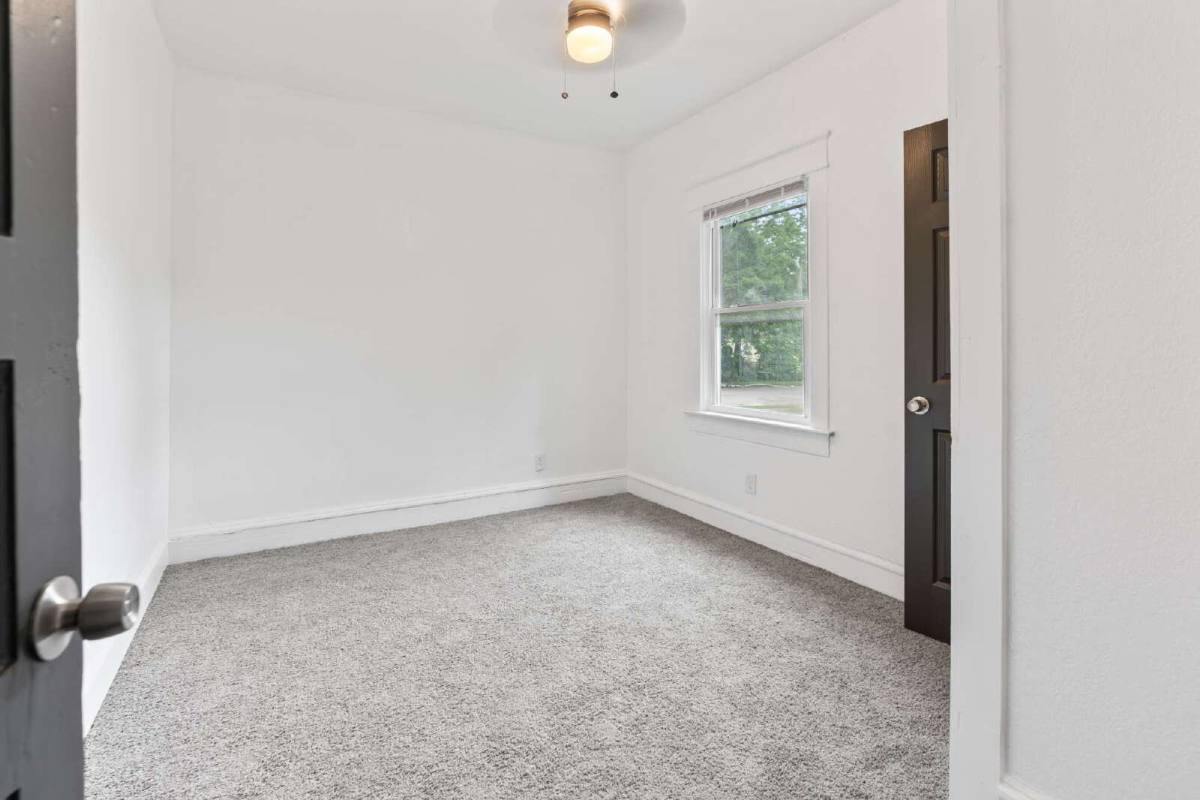 House for rent at 3417 Brooklyn Ave, Kansas City, MO 64109
