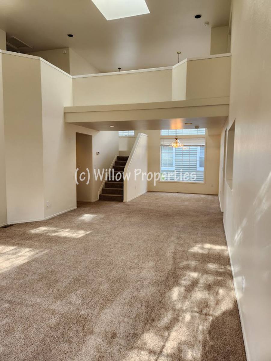 House for rent at 8401 62nd St W, University Place, WA 98467