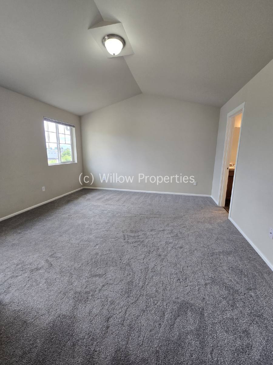 House for rent at 2014 198th St E, Spanaway, WA 98387
