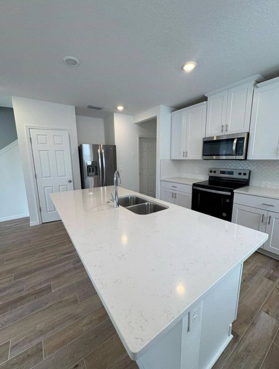 Townhouse for rent at 16407 Bird of Paradise Ave, Clermont, FL 34714