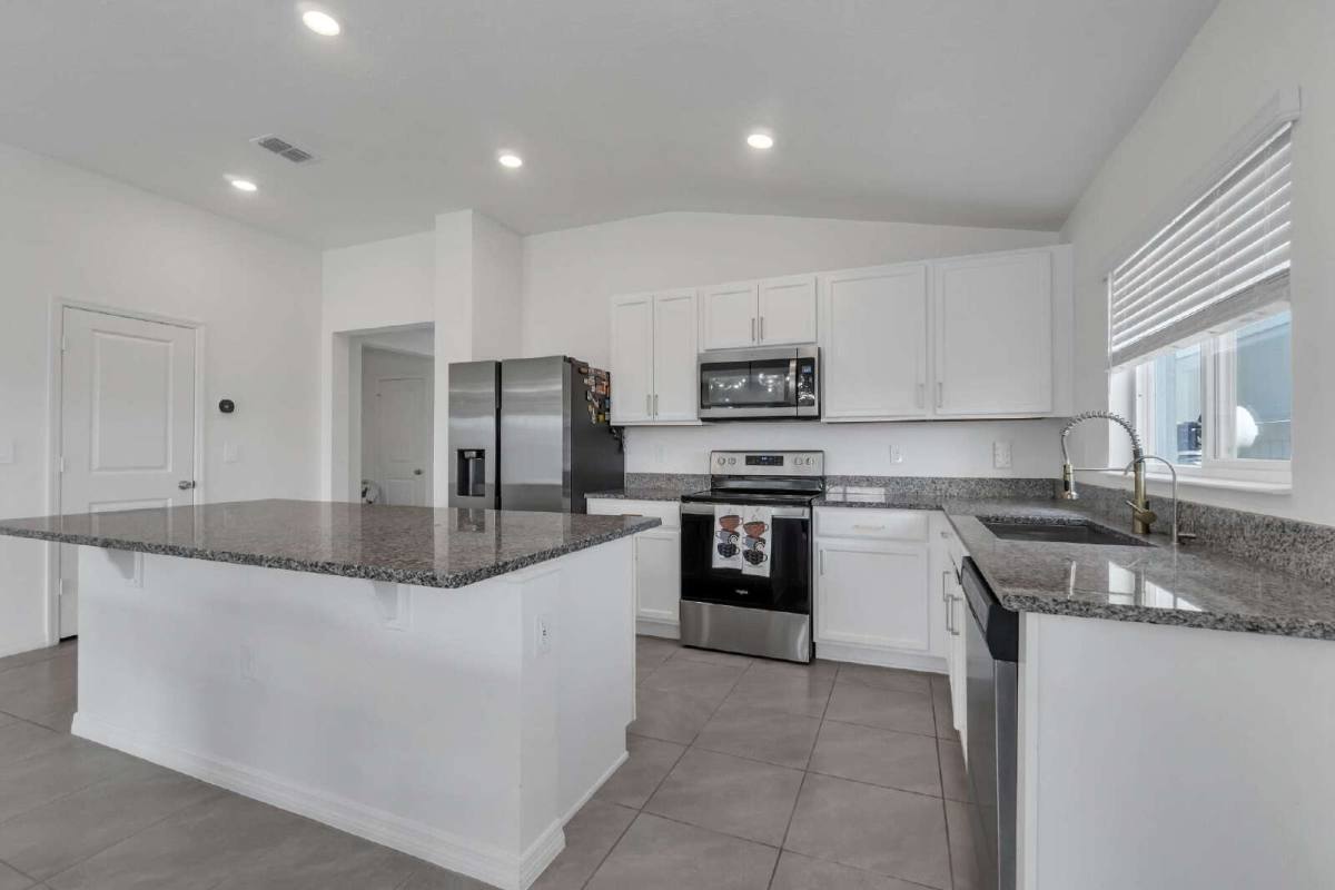 House for rent at 3800 Whitetail Court, Saint Cloud, FL 34772