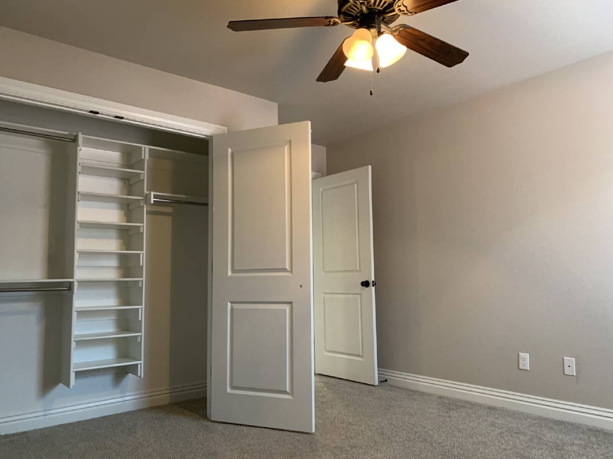 House for rent at 547 N Salem Rd, Fayetteville, AR 72704