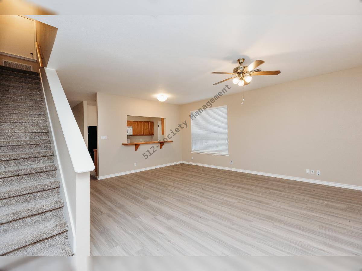 Townhouse for rent at 212 Sandstone Dr #G, Jarrell, TX 76537
