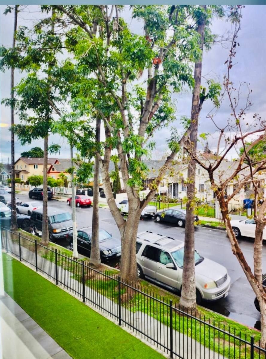 House for rent at 4828 McKinley Ave, Los Angeles, CA 90011