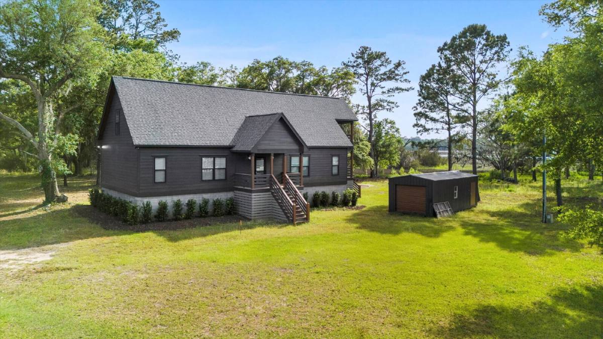 House for rent at 3399 Freeman Hill Rd, Johns Island, SC 29455