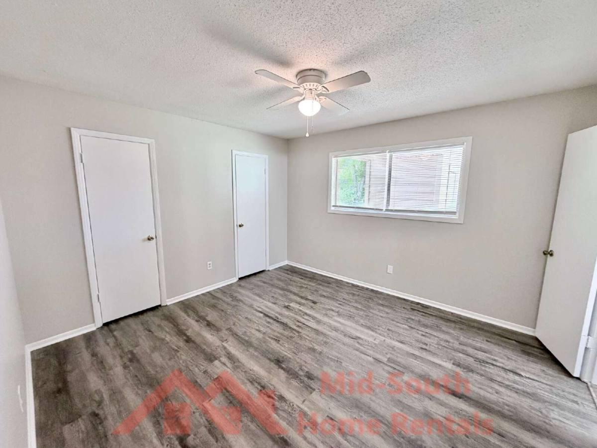 Townhouse for rent at 6498 Birkenhead Rd, Memphis, TN 38134