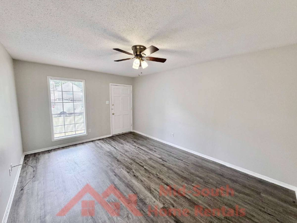 Townhouse for rent at 6498 Birkenhead Rd, Memphis, TN 38134