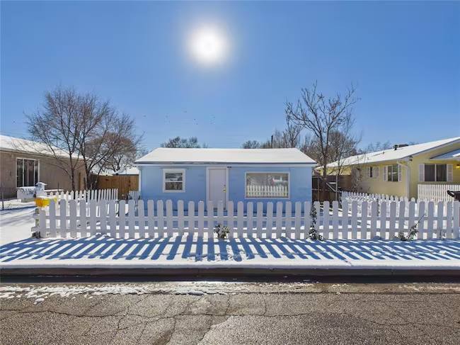 House for rent at 2816 E 14th St, Pueblo, CO 81001