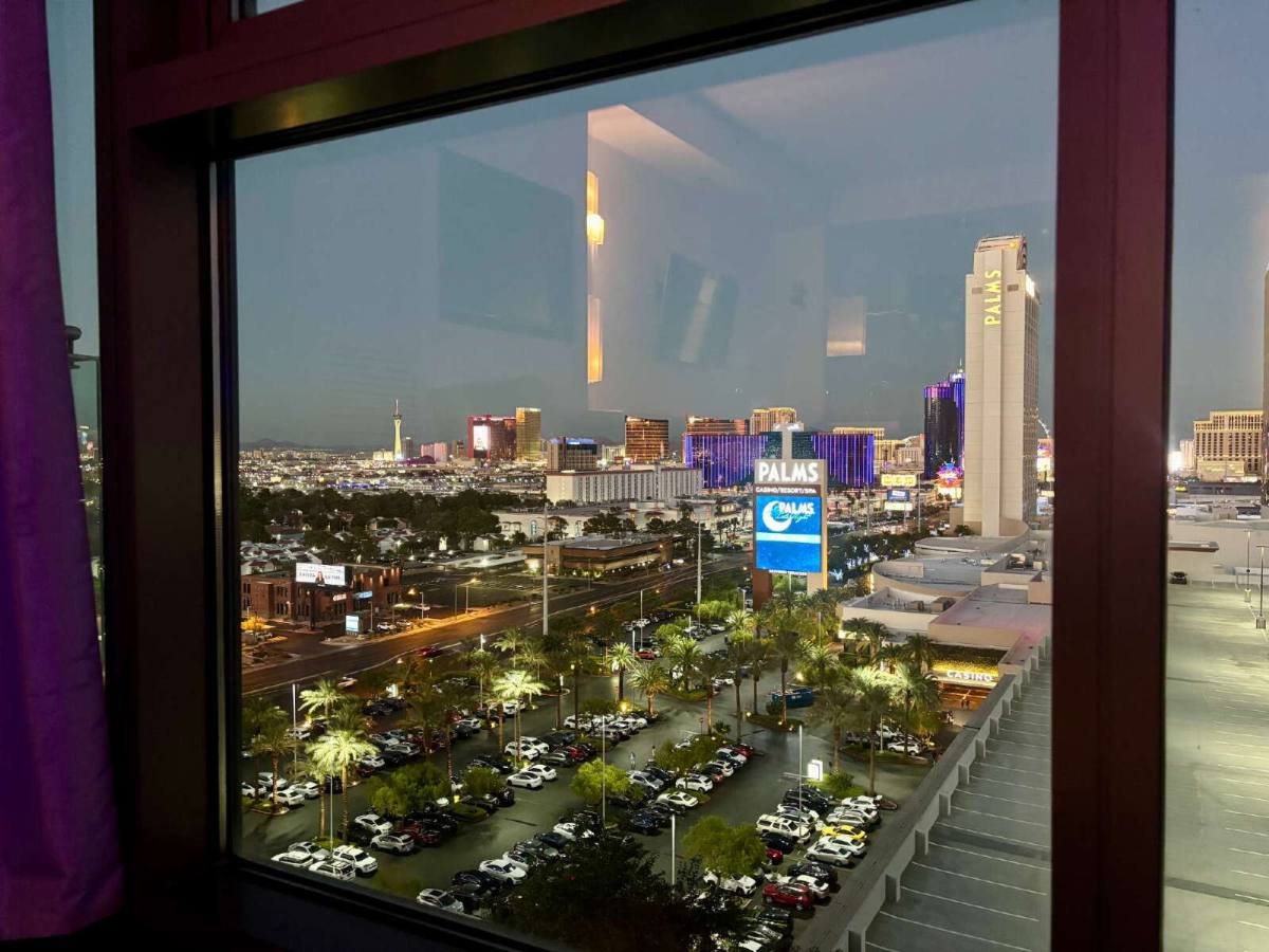 Apartment for rent at 4381 W Flamingo Rd #12304, Las Vegas, NV 89103