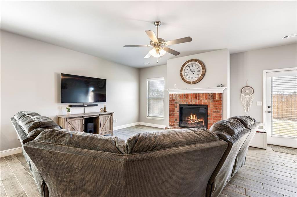 House for rent at 2041 Tallgrass Terrace, Centerton, AR 72719