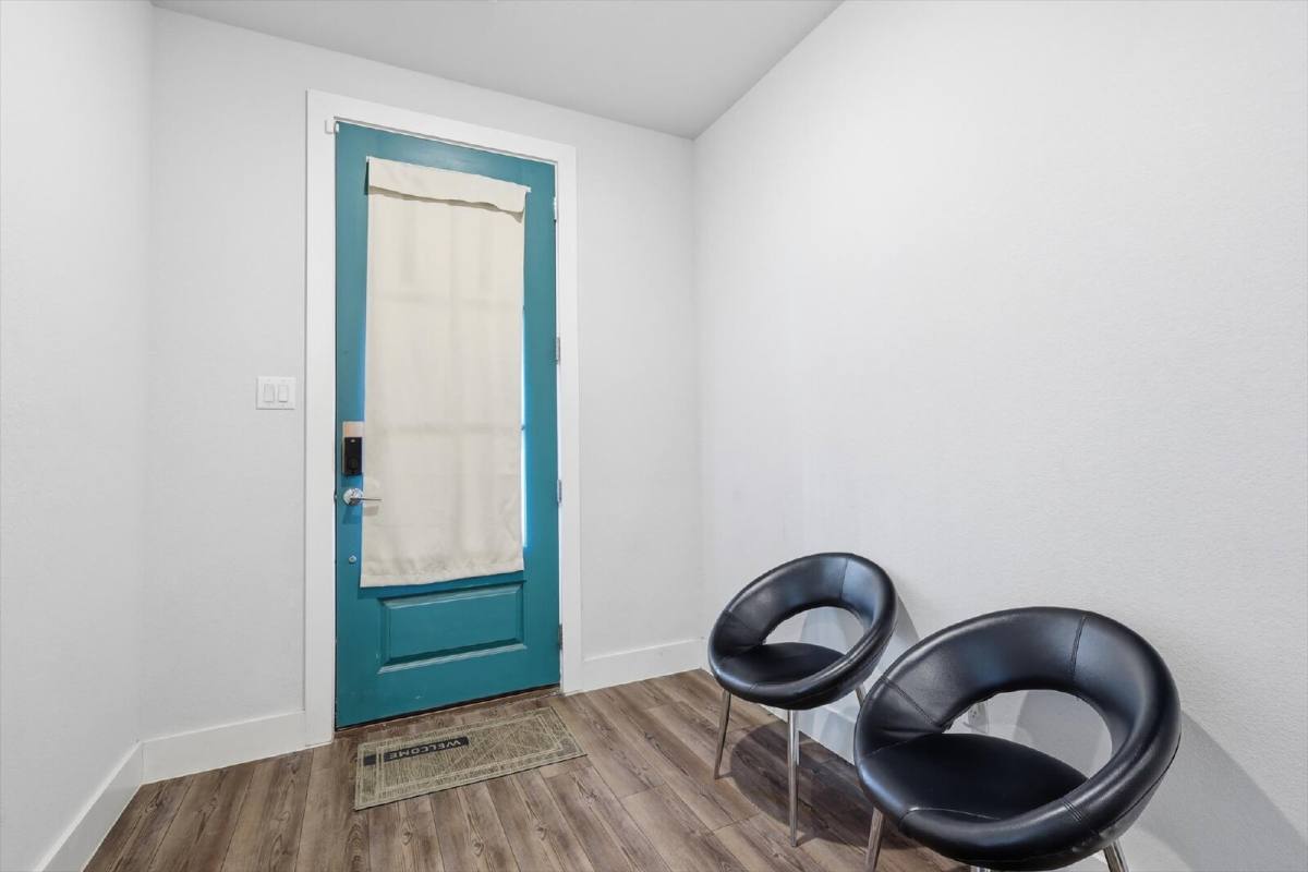 Townhouse for rent at 8132 Bromley Dr, Dallas, TX 75231