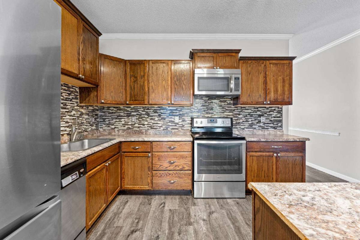 House for rent at 255 Woodstream Dr, Newnan, GA 30265