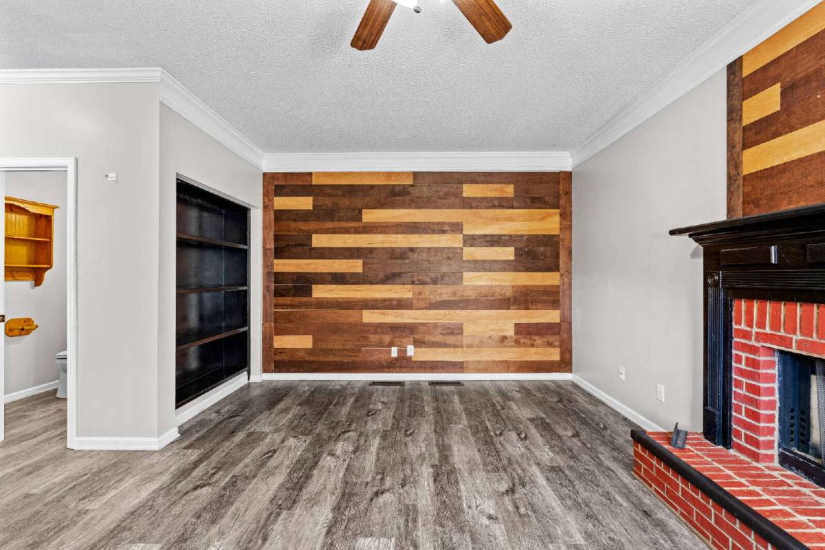 House for rent at 255 Woodstream Dr, Newnan, GA 30265