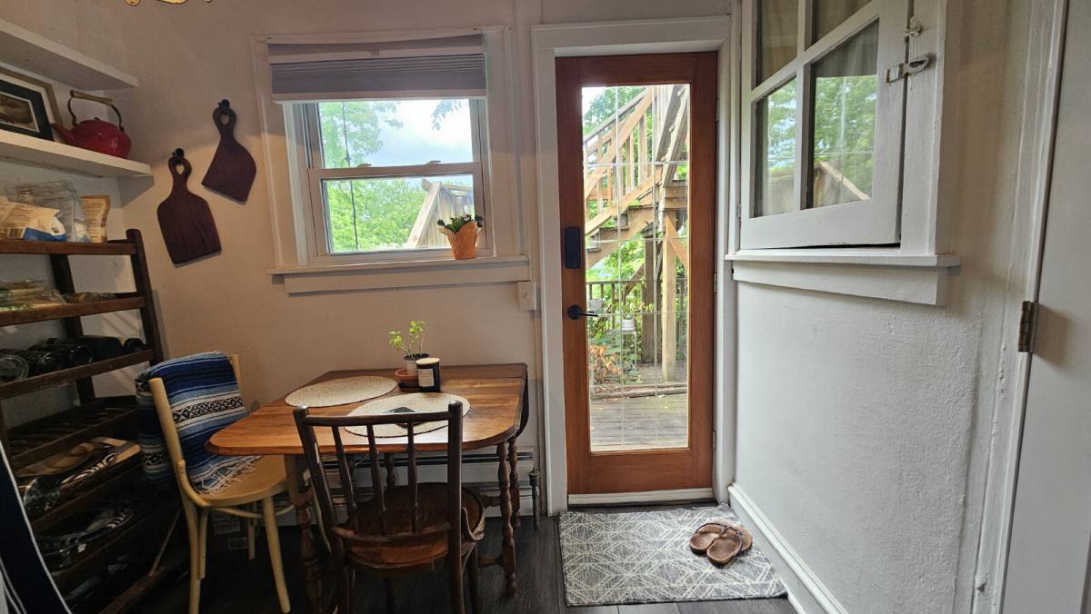Apartment for rent at 1901 Laurel Ave W #2, Minneapolis, MN 55405