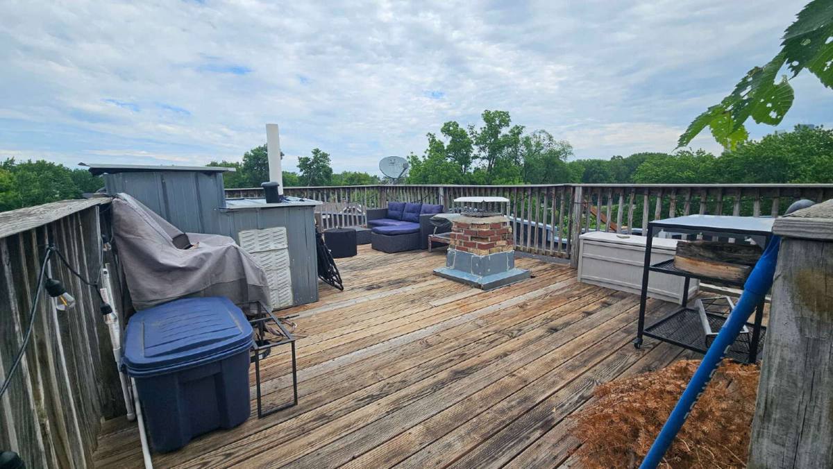 Apartment for rent at 1901 Laurel Ave W #2, Minneapolis, MN 55405