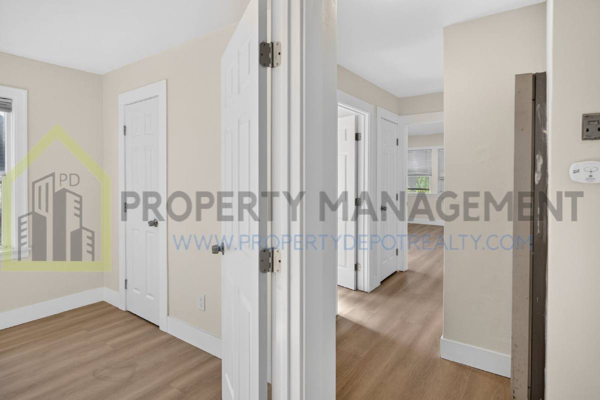 Apartment for rent at 2519 Freeport Blvd #4, Sacramento, CA 95818