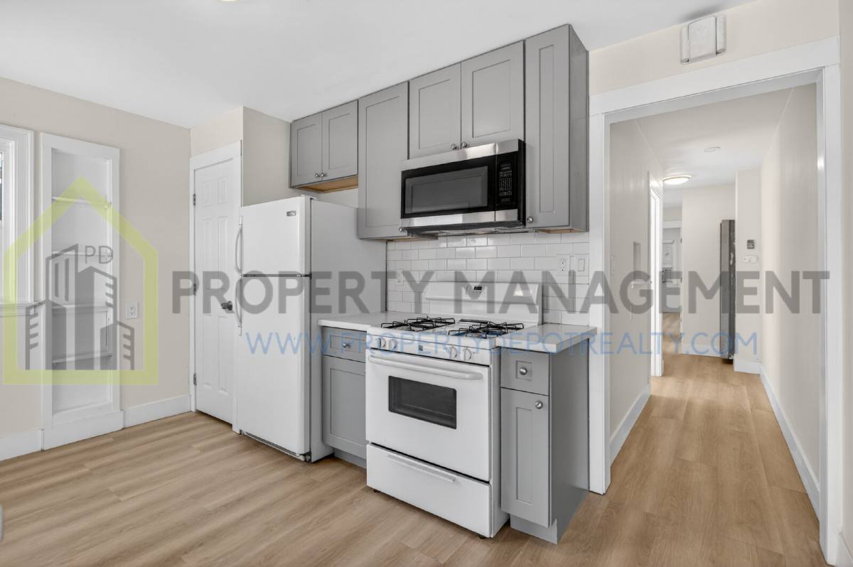 Apartment for rent at 2519 Freeport Blvd #4, Sacramento, CA 95818