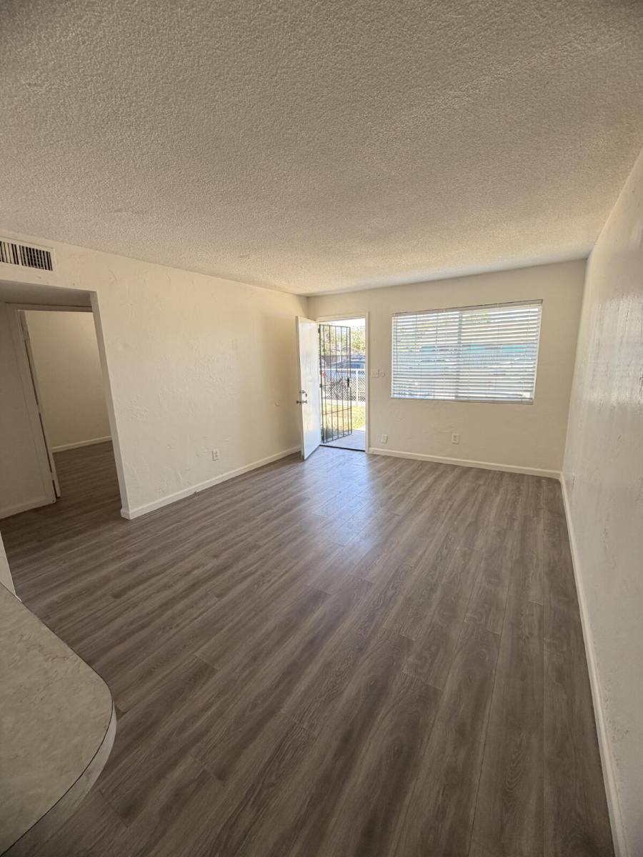Apartment for rent at 1330 Kentucky St #C, Bakersfield, CA 93305