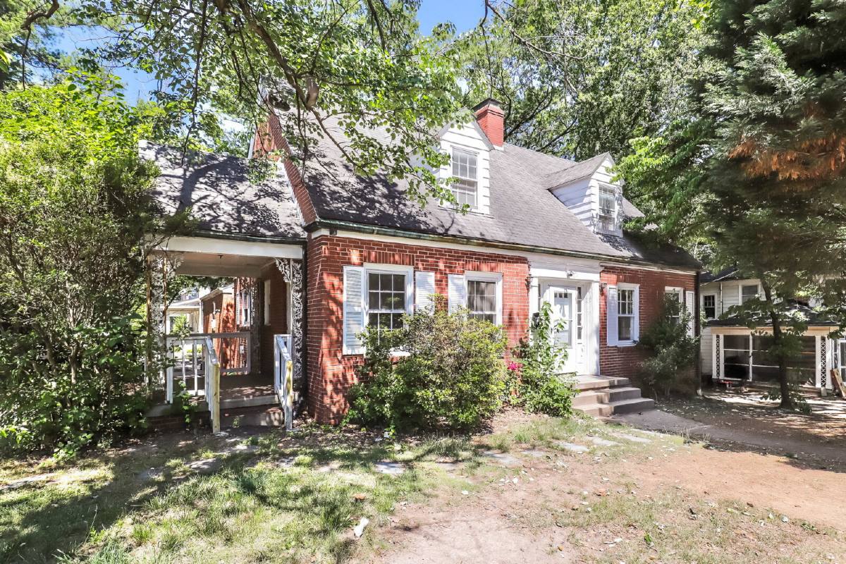 House for rent at 412 S Josephine Boyd St, Greensboro, NC 27403