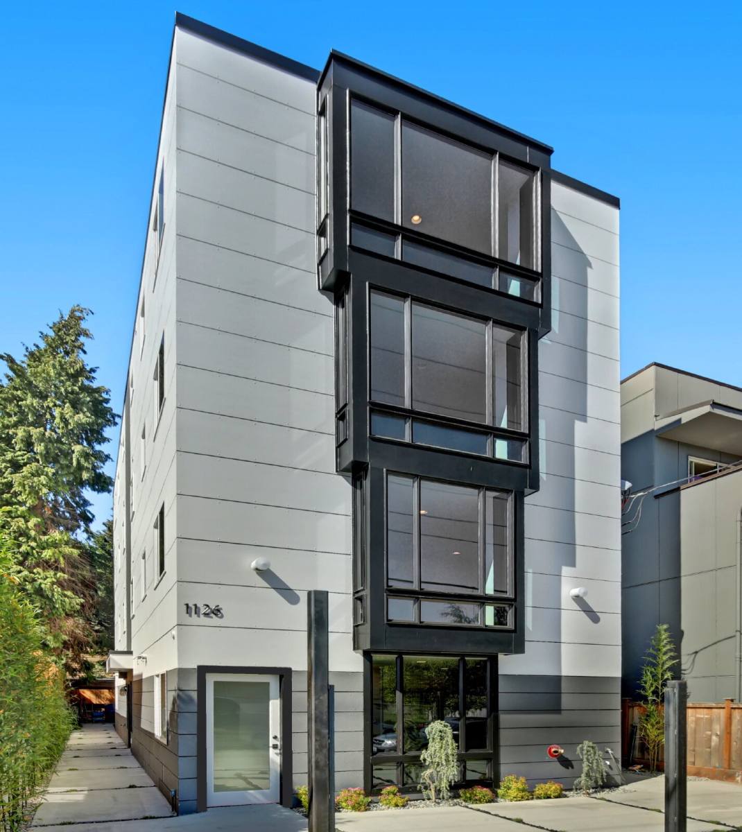 Apartment for rent at 1126 N 90th St #201, Seattle, WA 98103