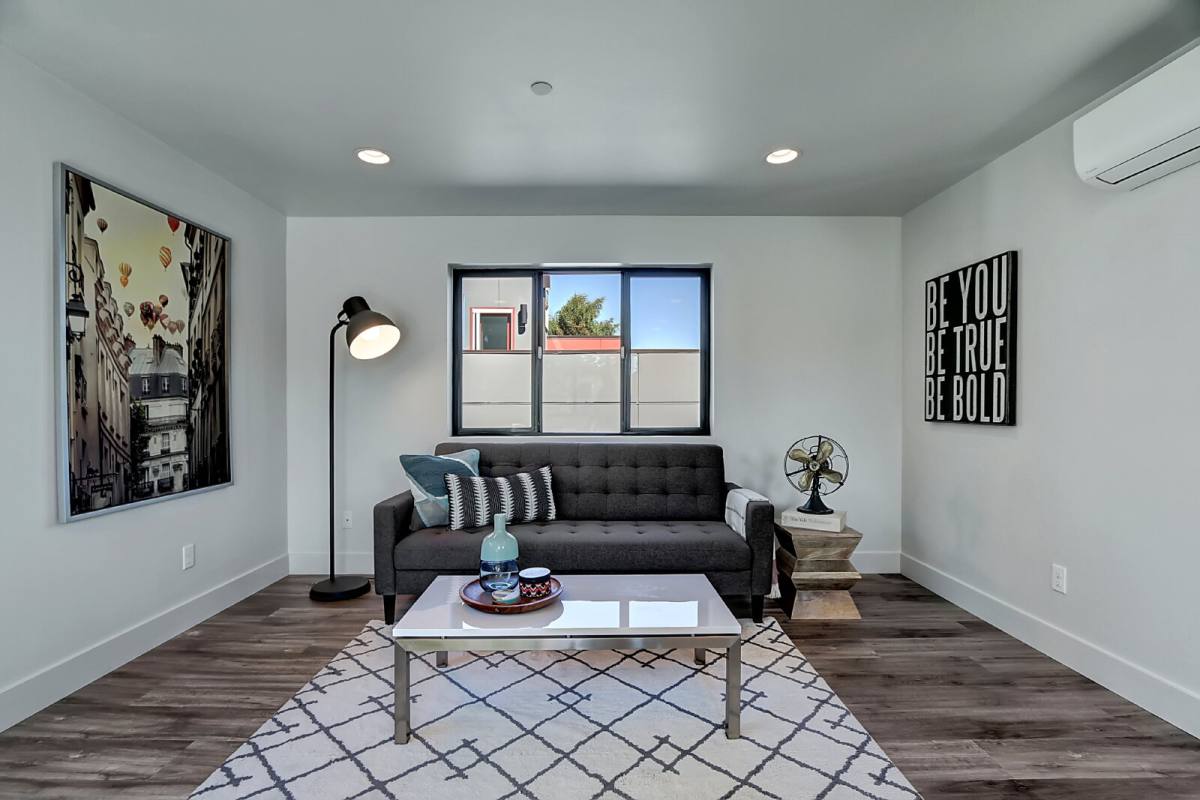 Apartment for rent at 1126 N 90th St #201, Seattle, WA 98103