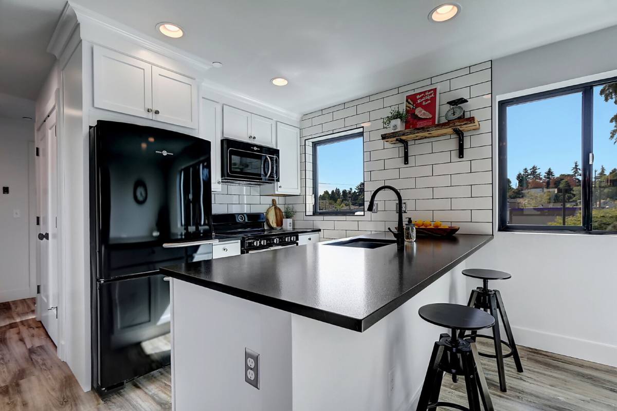 Apartment for rent at 1126 N 90th St #201, Seattle, WA 98103