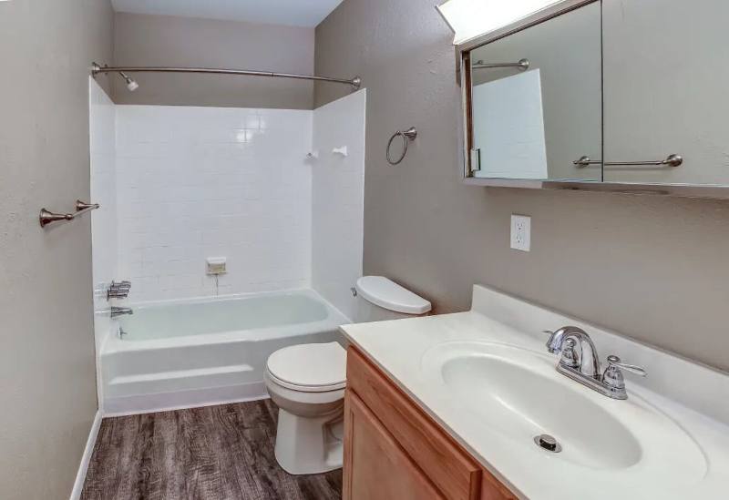 Apartment for rent at 2323 Shoreland Ave #329, Toledo, OH 43611