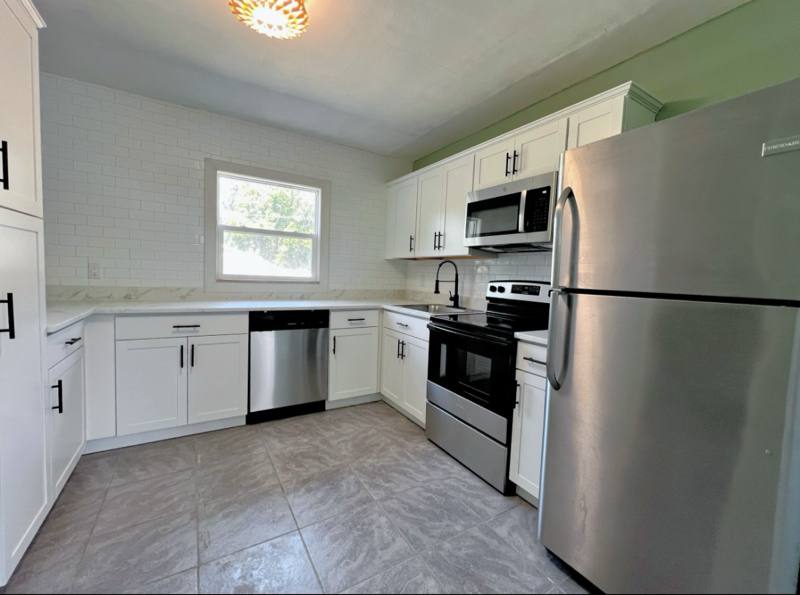 House for rent at 707 E Spruce St, Tarpon Springs, FL 34689