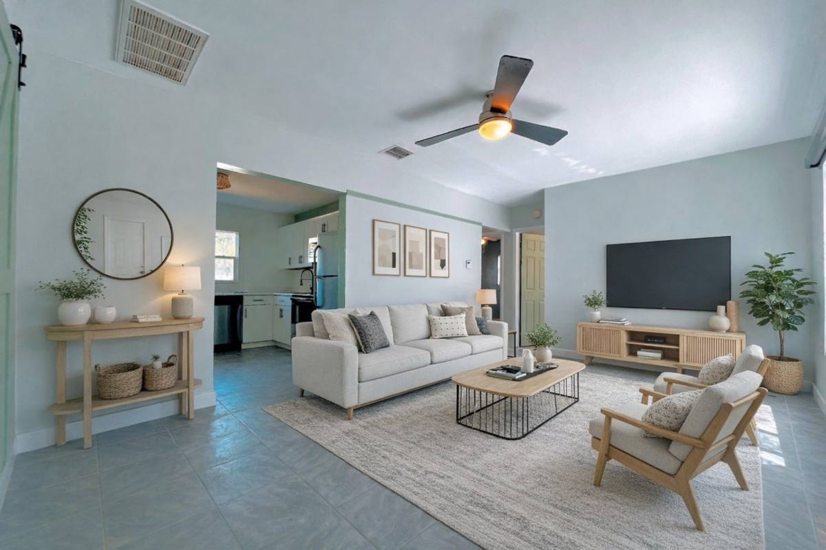 House for rent at 707 E Spruce St, Tarpon Springs, FL 34689