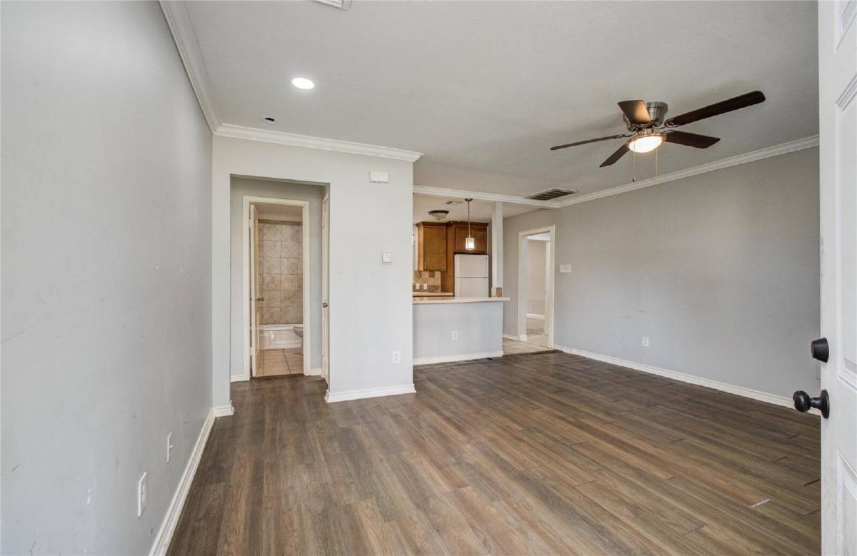 House for rent at 6830 New York St, Houston, TX 77021