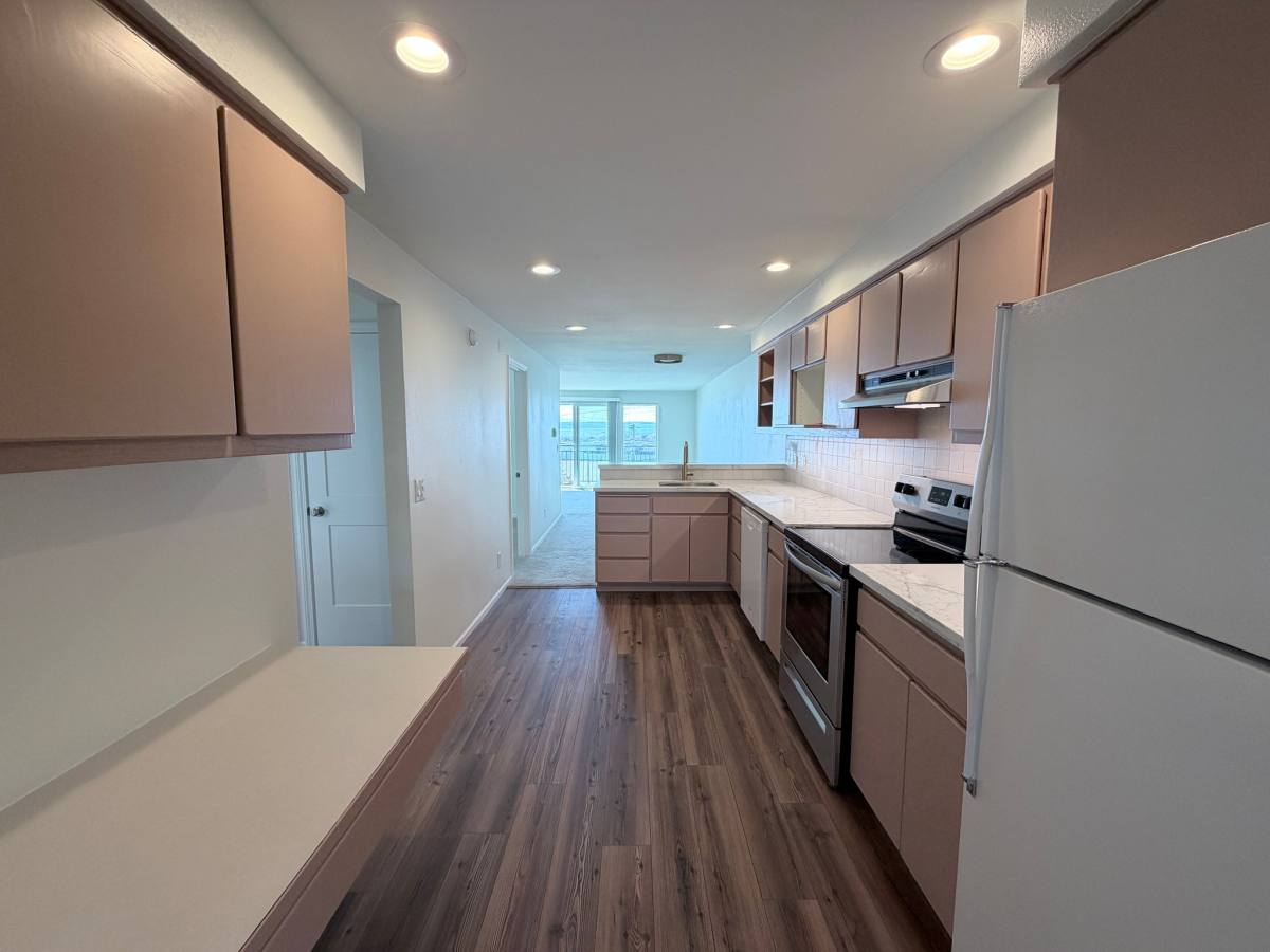 Apartment for rent at 2210 Grand Ave #3, Everett, WA 98201
