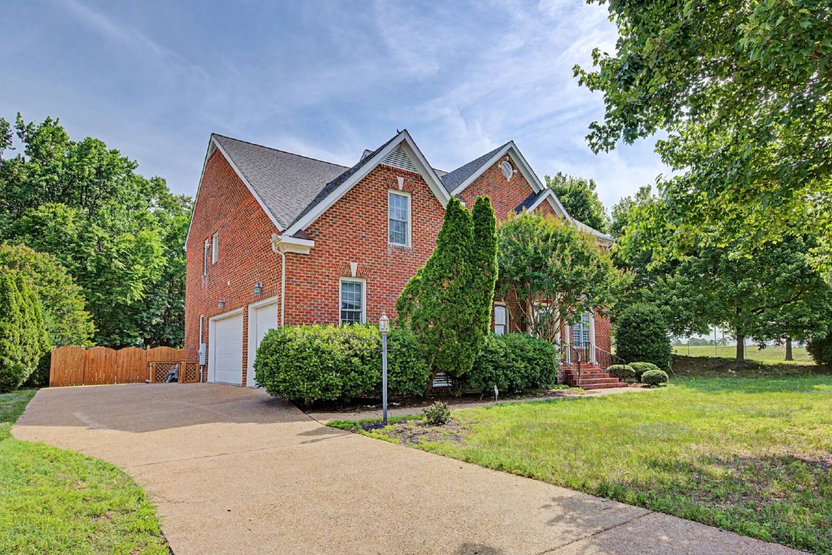 House for rent at 11000 Ellis Meadows Lane, Glen Allen, VA 23059