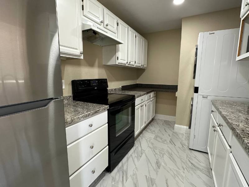 House for rent at 27 W Country Cove Way, Kissimmee, FL 34743