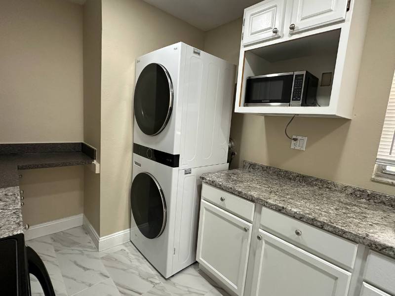 House for rent at 27 W Country Cove Way, Kissimmee, FL 34743