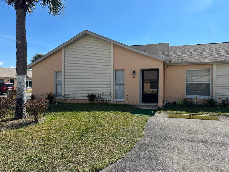House for rent at 27 W Country Cove Way, Kissimmee, FL 34743