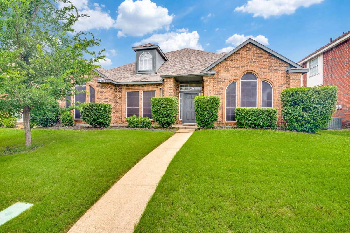 House for rent at 7013 Lo Chalmers Lane, Garland, TX 75043