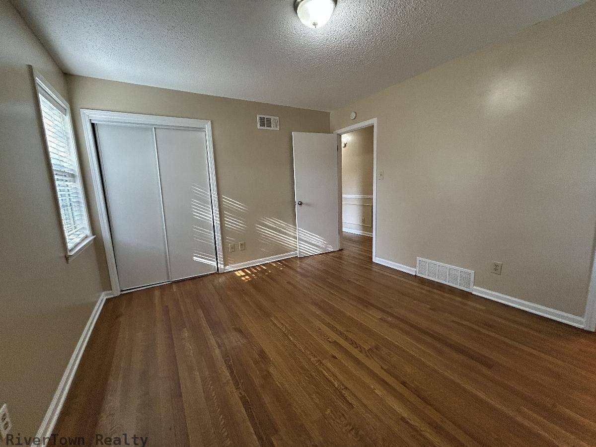 House for rent at 3201 Longacre Cove, Memphis, TN 38134
