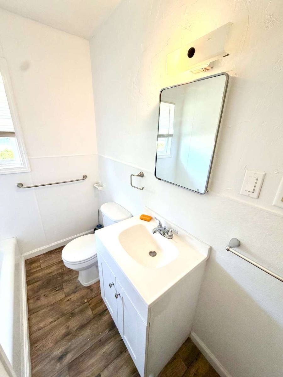 House for rent at 523 S 28th St, Saginaw, MI 48601