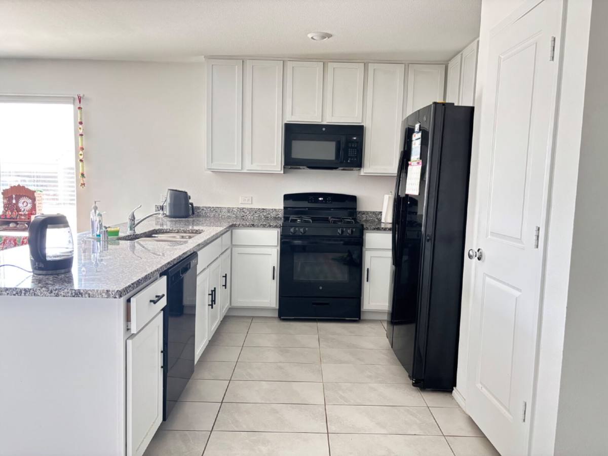 House for rent at 900 Mountain Laurel Rd, Princeton, TX 75407