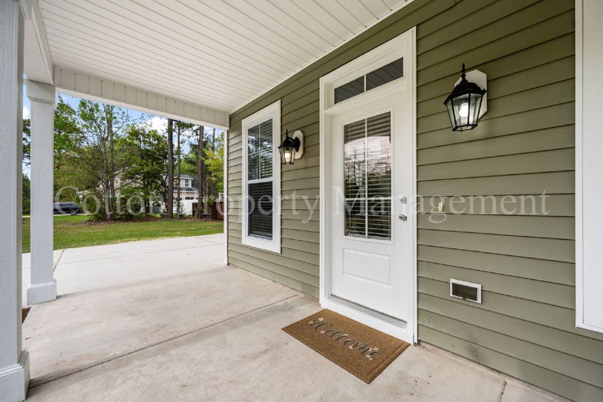 House for rent at 807 Dan Owen Dr, Hampstead, NC 28443