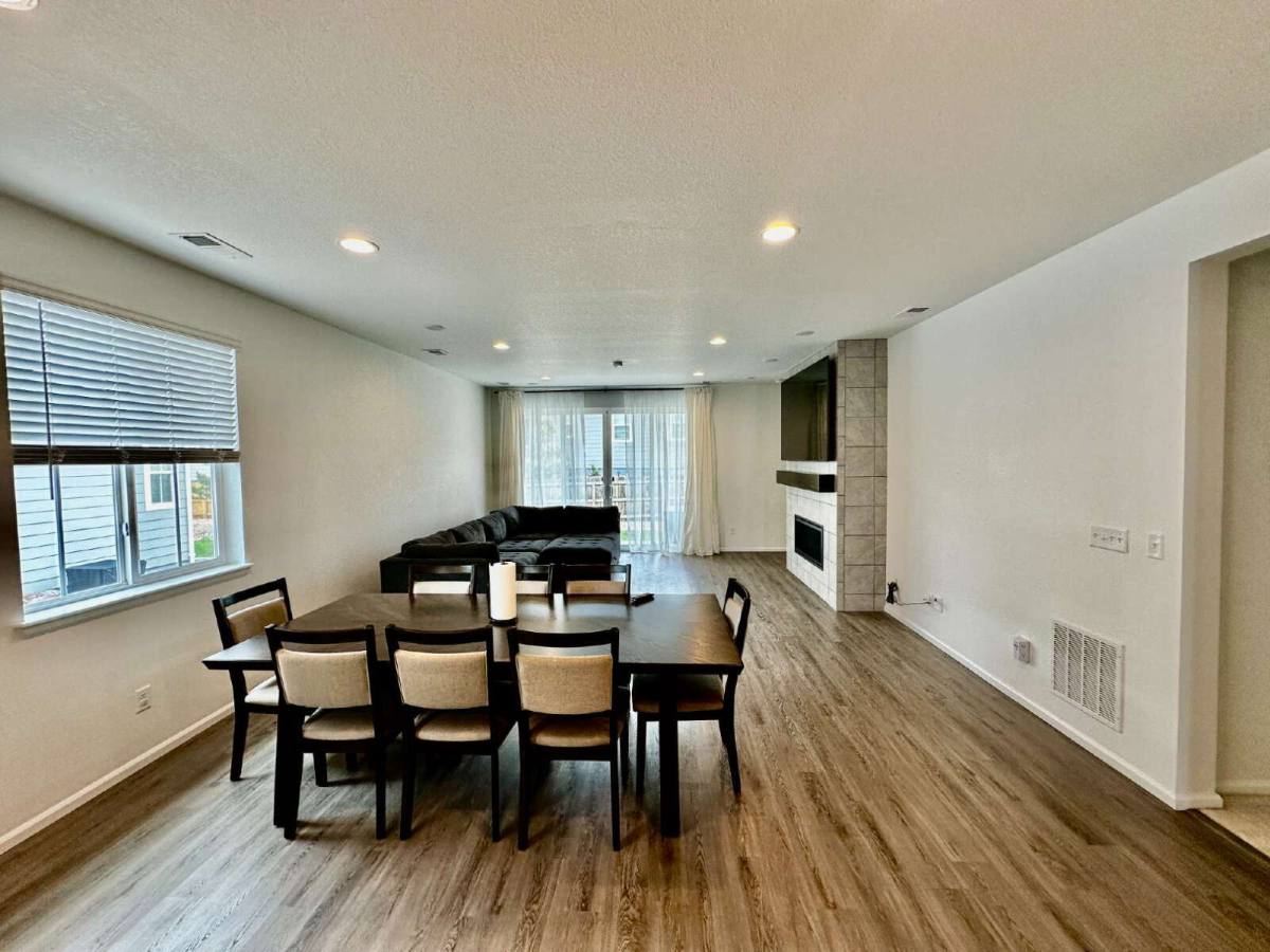 House for rent at 3983 Castle Vista Dr, Castle Rock, CO 80104
