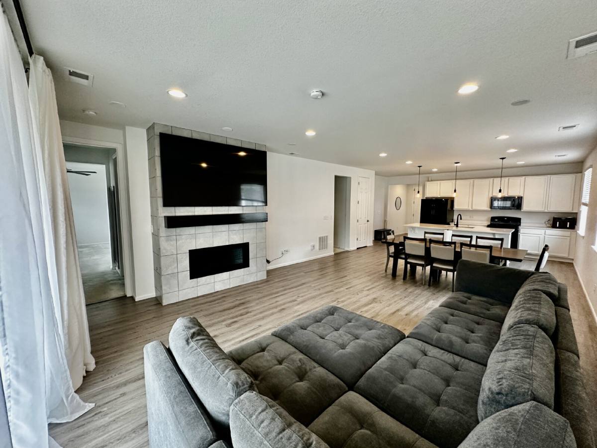 House for rent at 3983 Castle Vista Dr, Castle Rock, CO 80104