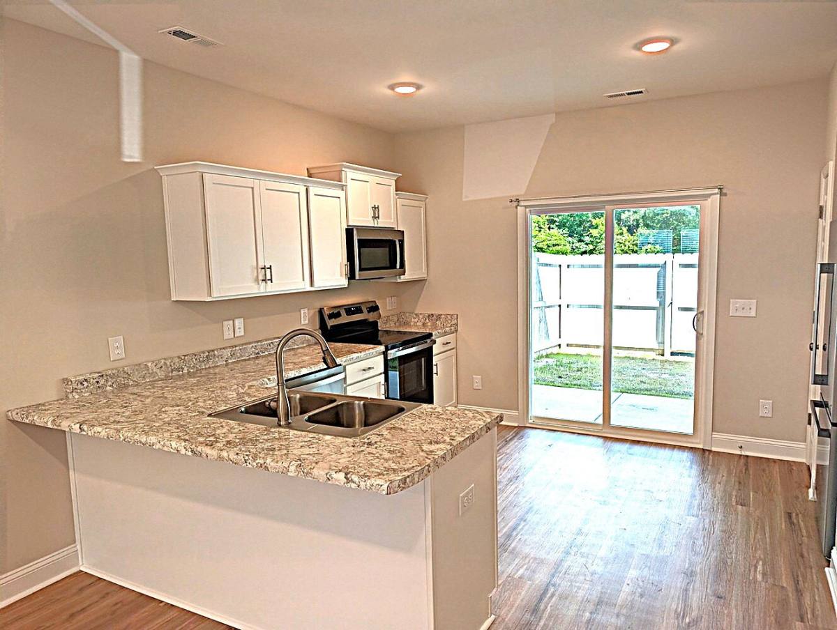 Townhouse for rent at 138 Loren Rd, Hubert, NC 28539