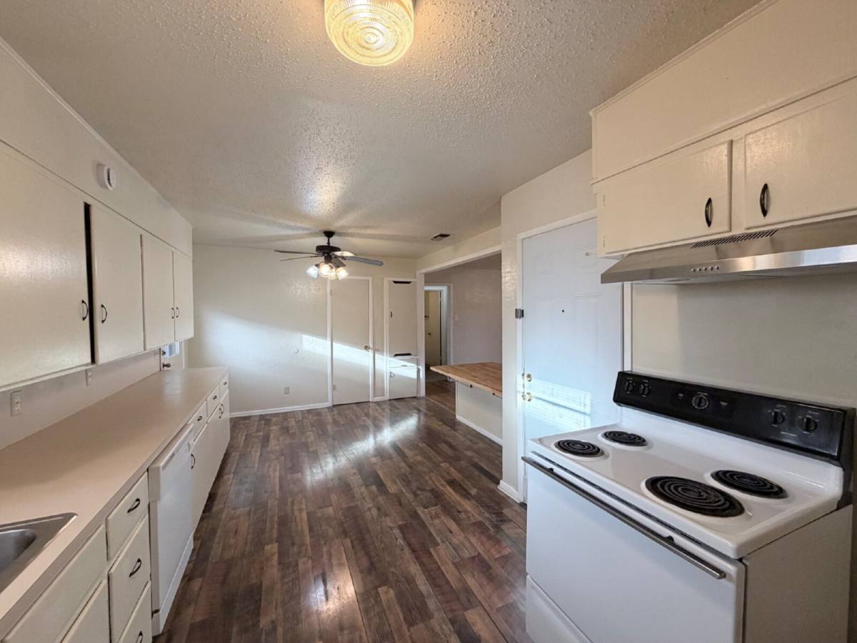 Townhouse for rent at 2113 S Loop 289 #B, Lubbock, TX 79423