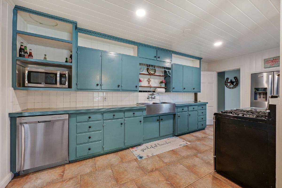 House for rent at 1030 Walton Dr, College Station, TX 77840